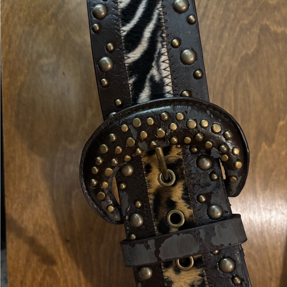 Leopard and zebra print fashion belt size medium